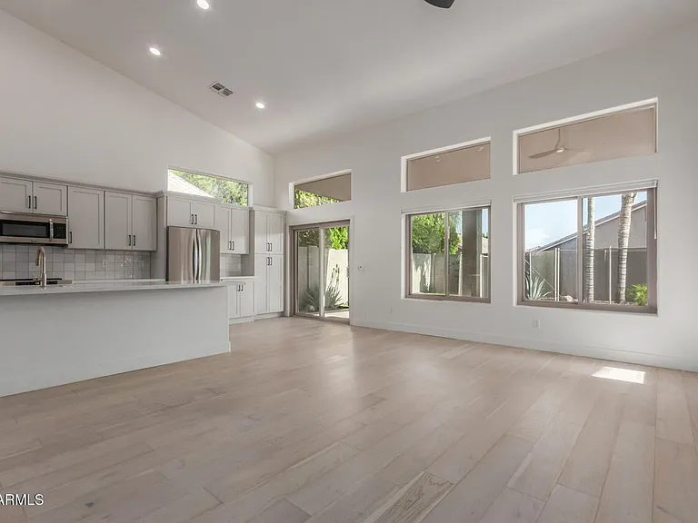 5127 E Charleston Ave — Photo 13