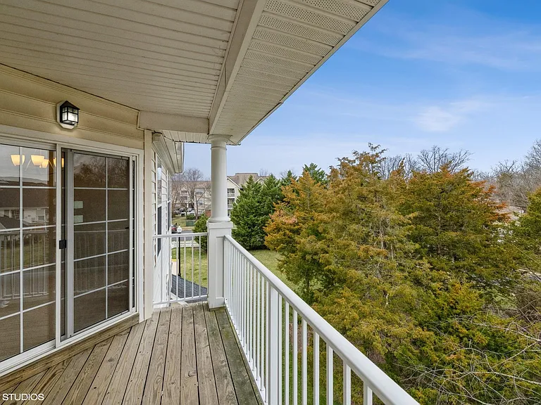 25340 Lake Mist Sq #301 — Photo 31