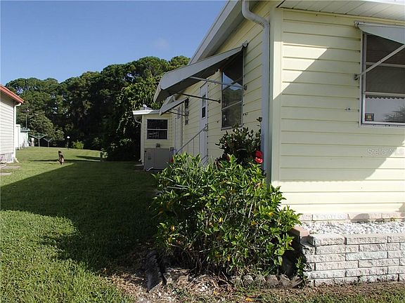 3rd image of 5484 Holiday Park Blvd