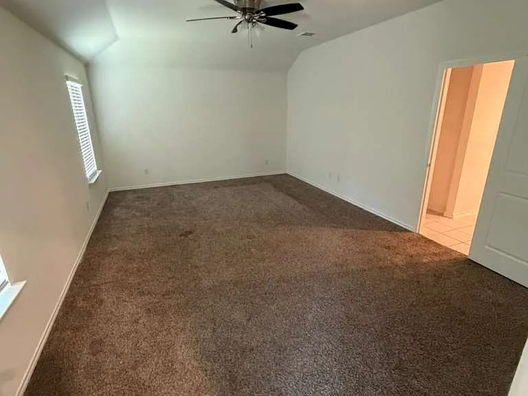 2708 Corbo Dr — Photo 12