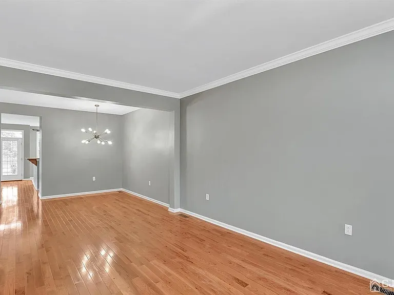 27 Vincent Behan Blvd #27 — Photo 8