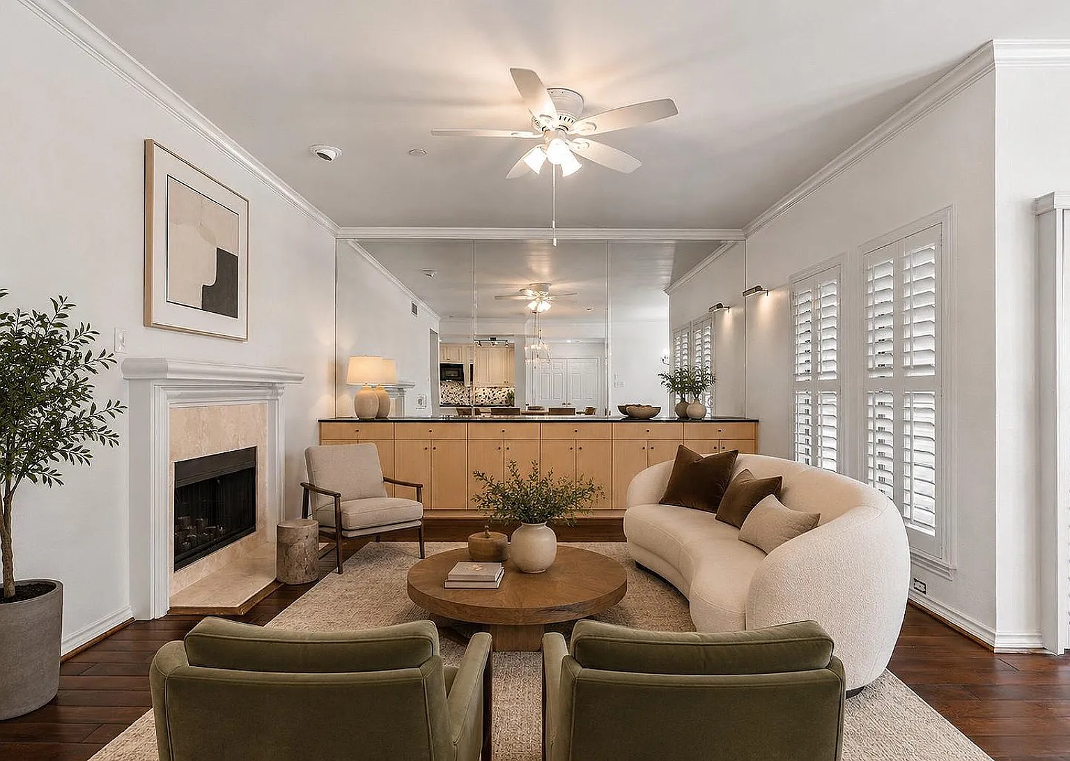2 bed, 1174 sqft, $2,500 — Photo 1