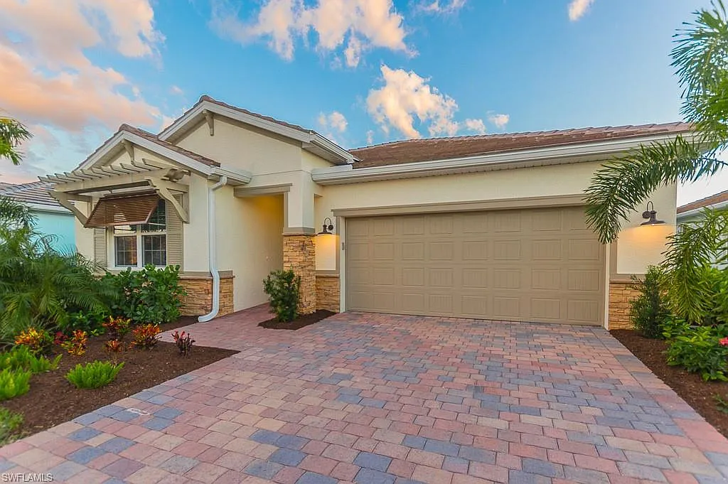 3 bed, 2.0 bath, 1816 sqft, $7,000 — Photo 3