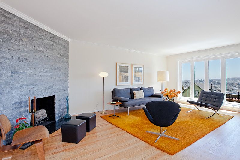 STUNNING LIVING ROOM