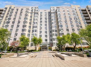 Sky View Parc - Tower 3, Flushing, NY 11354