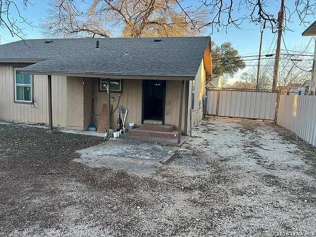 351 Ware Blvd — Photo 24