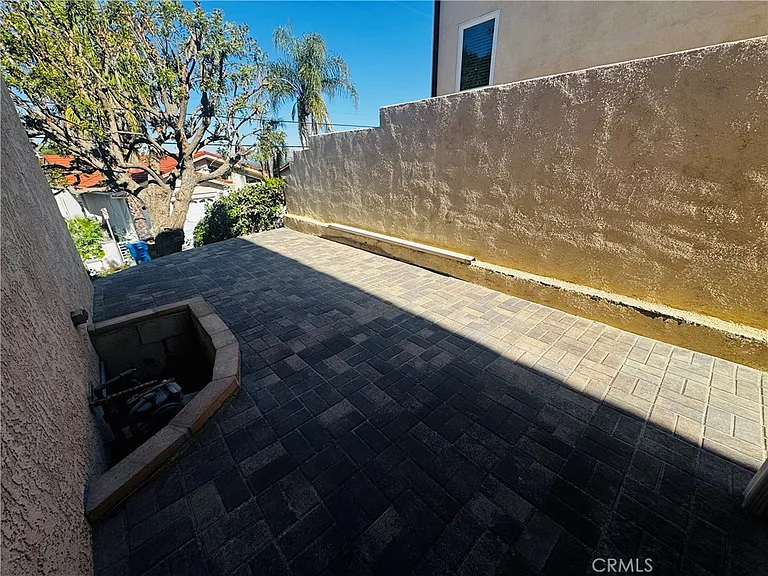 5214 Calatrana Dr — Photo 39