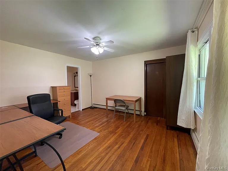 4 Cornwallis Rd — Photo 7