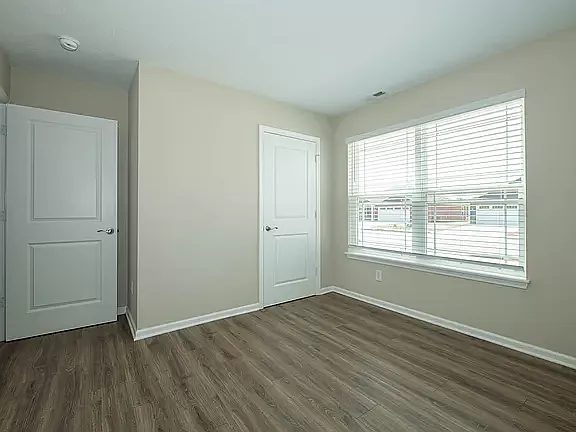 4 bed, 2.0 bath, 1771 sqft, $2,245 — Photo 3