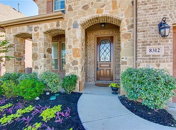2nd image of 8312 Snow Egret Way