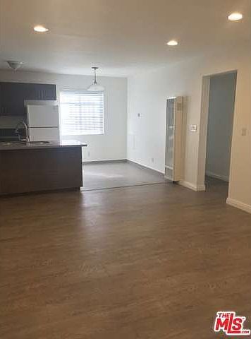1st image of 318 Laveta Ter APT 1