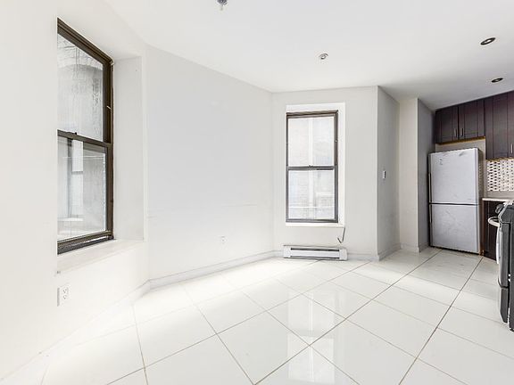 3rd image of 311 W 114th St APT 2B