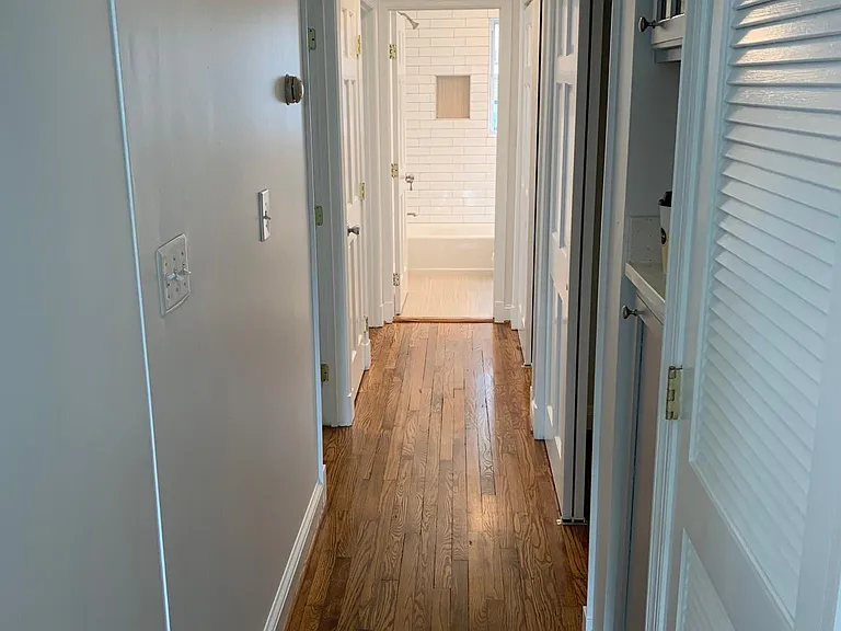 22 E Reed Ave — Photo 4