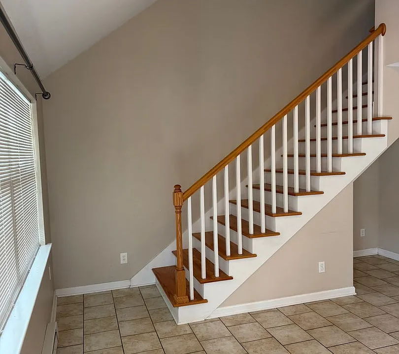 4683-4689 Cary Ln