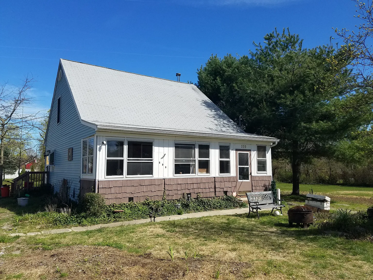 509 N West Ave photo 1