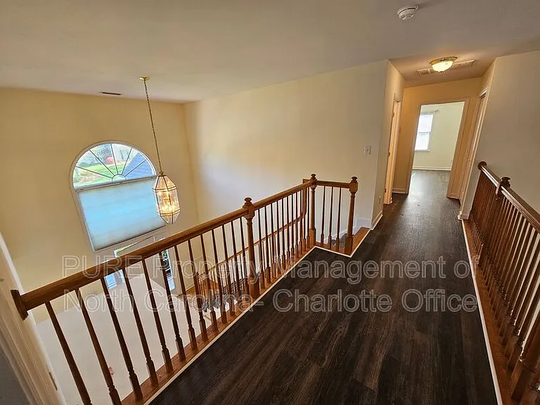 151 Woodfern Pl — Photo 25
