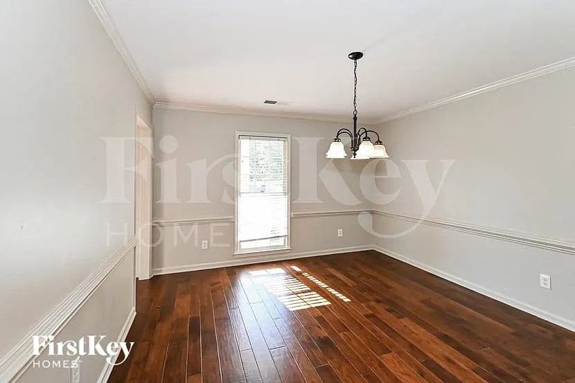 4 bed, 3.5 bath, 3132 sqft, $2,775 — Photo 4