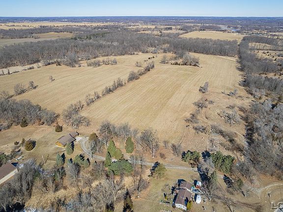 3rd image of 9550 Case Rd