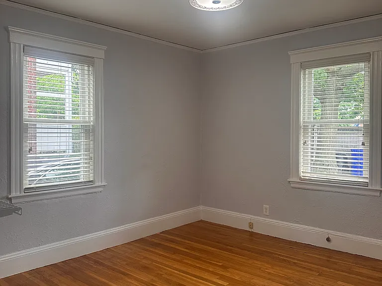 84 Lawton St #1 — Photo 5