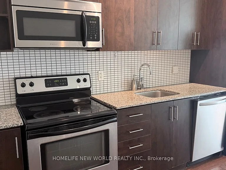 112 George St S #S217 — Photo 5