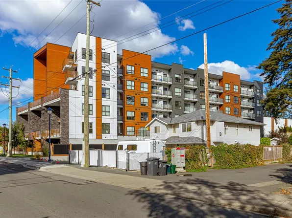 2629 Millstream Rd #409, Langford, BC V9B 3R5