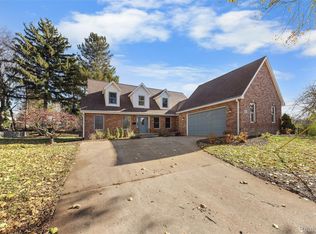 2211 Ferdon Rd, Ann Arbor, MI 48104