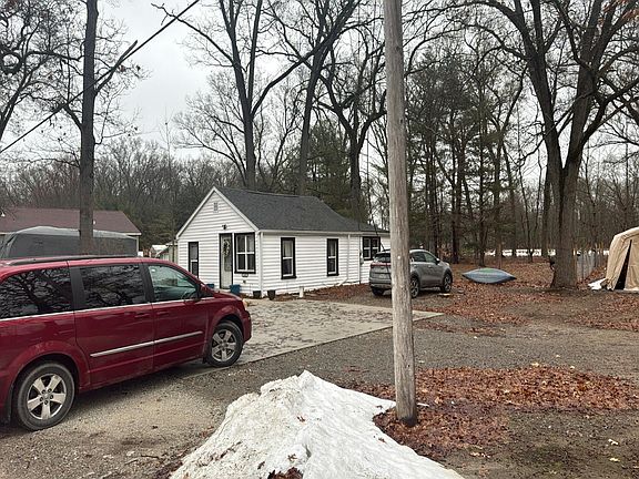 2nd image of 1238 S Forest Rd