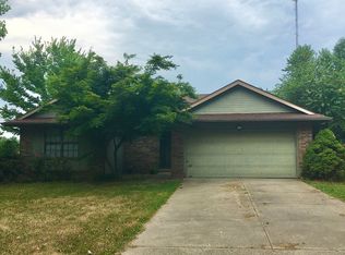 2831 W Primrose Ln, Springfield, MO 65807