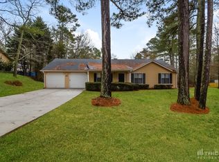 5331 Memorial Ln, Powder Springs, GA 30127