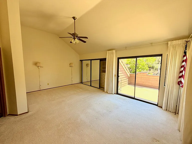 2118 Pine Crest Way — Photo 18
