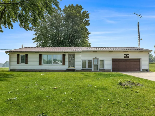 6752 S Bingham Ave, Newaygo, MI 49337