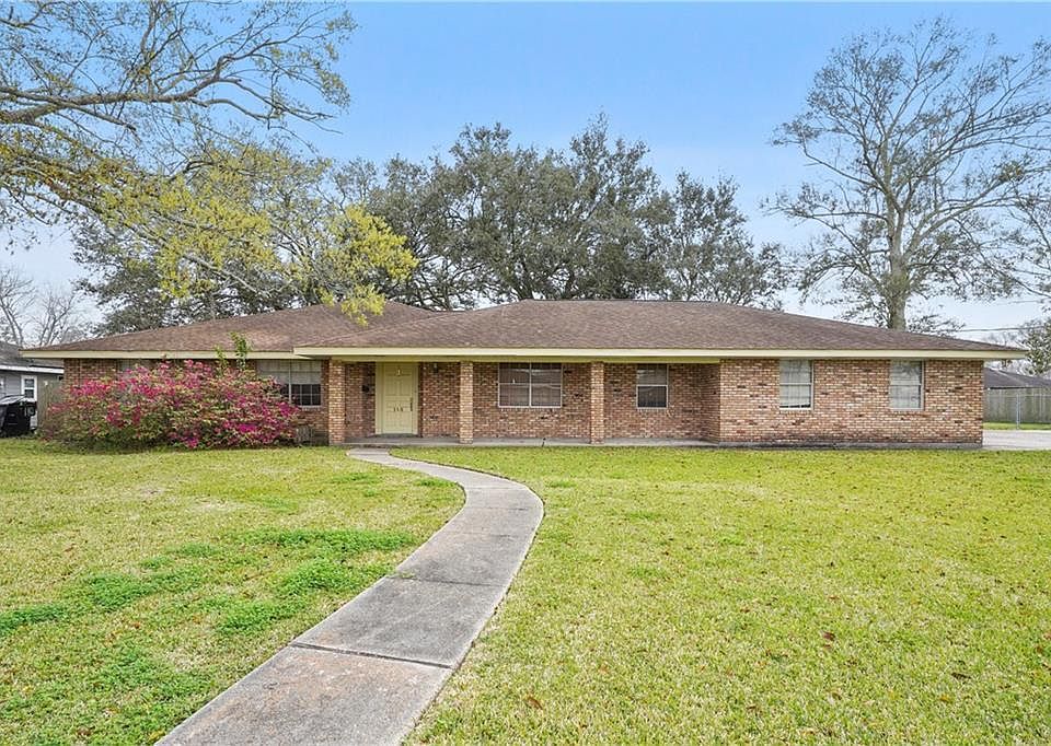 1st image of 114 Fort Jackson St