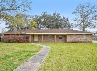 114 Fort Jackson St, Belle Chasse, LA 70037