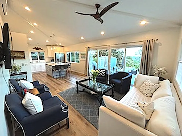341 La Amatista Rd #B — Photo 3