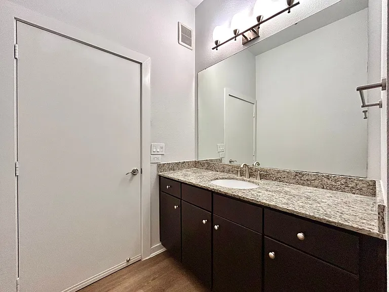 1900 Barton Springs Rd #2007 — Photo 14