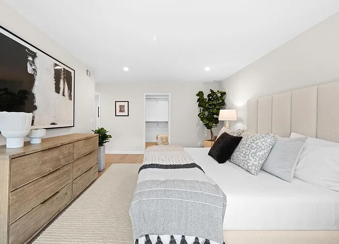 266 S Madison Ave #266 — Photo 15
