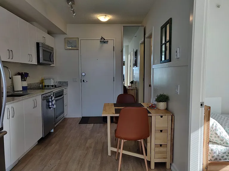 450 8th Ave SE #1001 — Photo 25