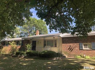 203 N 2nd St, Irvington, IL 62848