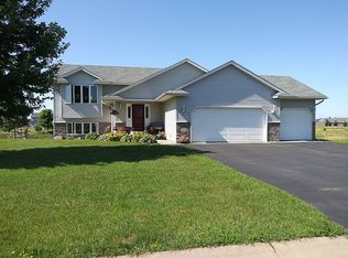 1210 Corey Ct, Osceola, WI 54020