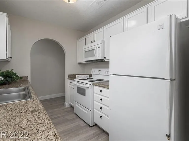 1814 N Decatur Blvd #202 — Photo 8