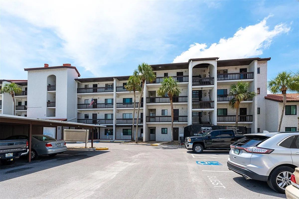 Building Photo - 1608 Stickney Point Rd #1608-204