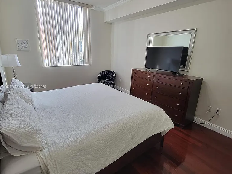 2775 NE 187th St #Penthouse 22 — Photo 11