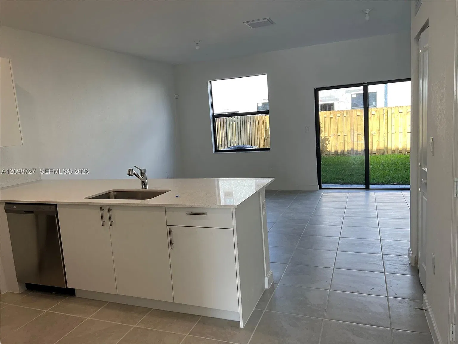 13247 SW 286th St — Photo 2