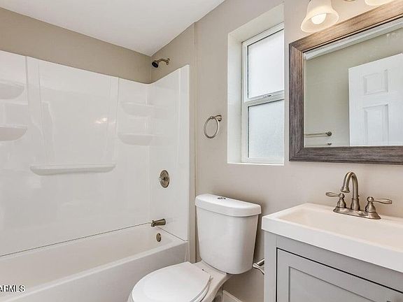 5th image of 440 W Pepper Place