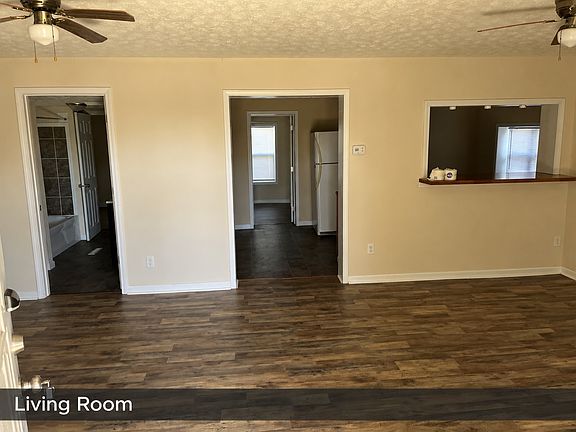 4th image of 660 W Cedar Bluff Rd