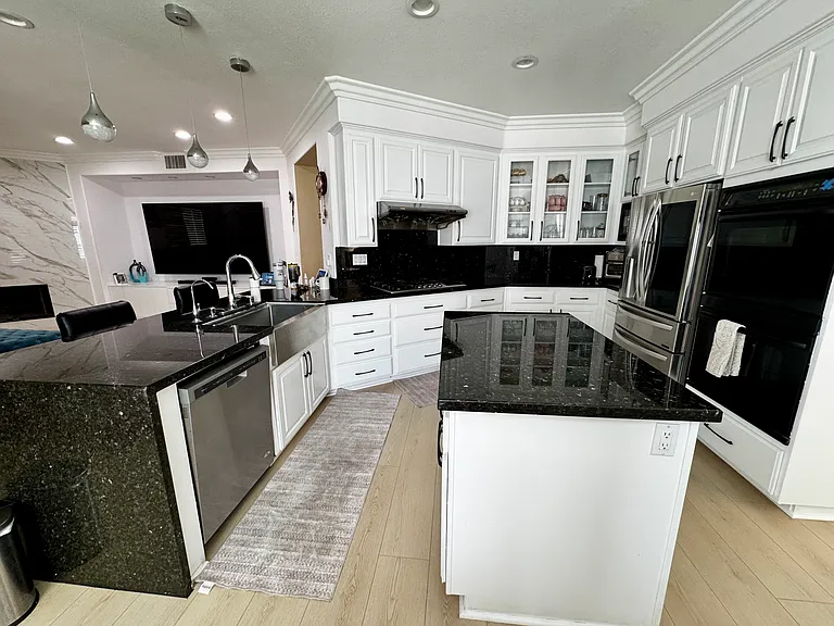 11239 Vandemen Way — Photo 11