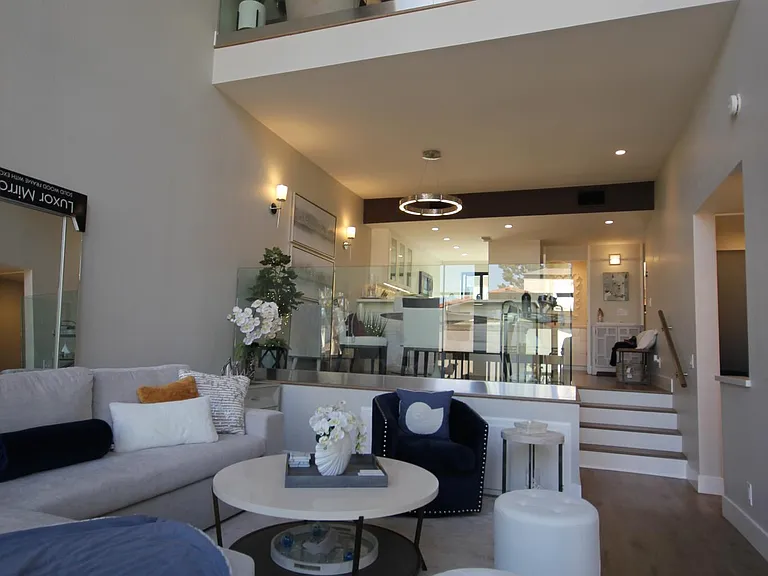 7329 Marina Pacifica Dr S — Photo 9