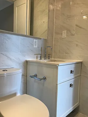 Rented by UES Management | media 32