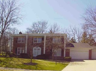 90 Cody Ct, Deerfield, IL 60015