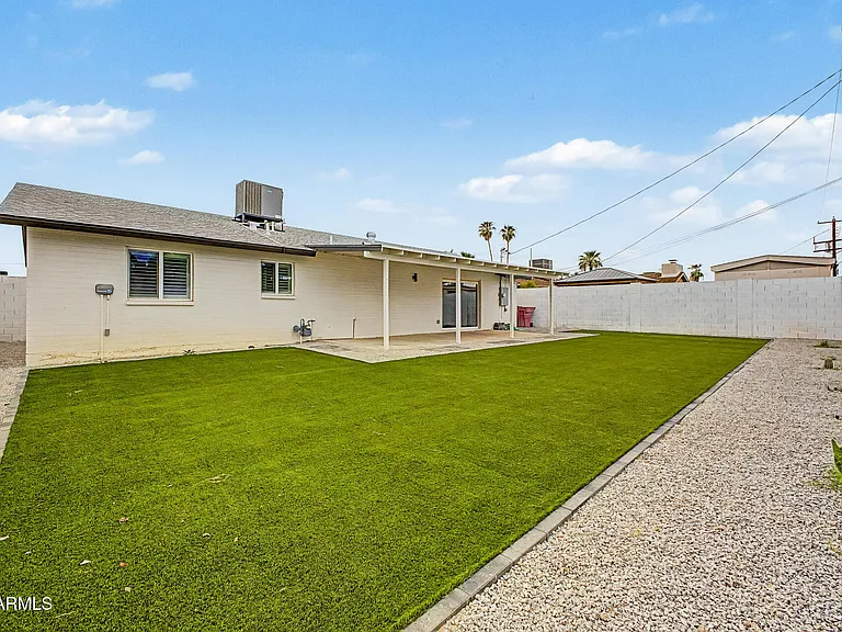 8440 E Palm Ln — Photo 23